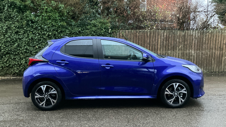 Toyota Yaris 1.5 Hybrid Design 5dr CVT Hybrid Hatchback